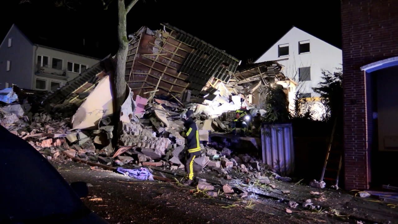 Des ouvriers du bâtiment (51) arrêtés après une explosion à Bochum