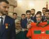 Le Roi Mohammed VI décerne à la mission de l’équipe nationale marocaine la Médaille du Trône. Vidéo – .